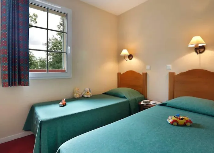 Du Lac-monflanquin Rdc * Монфланкен